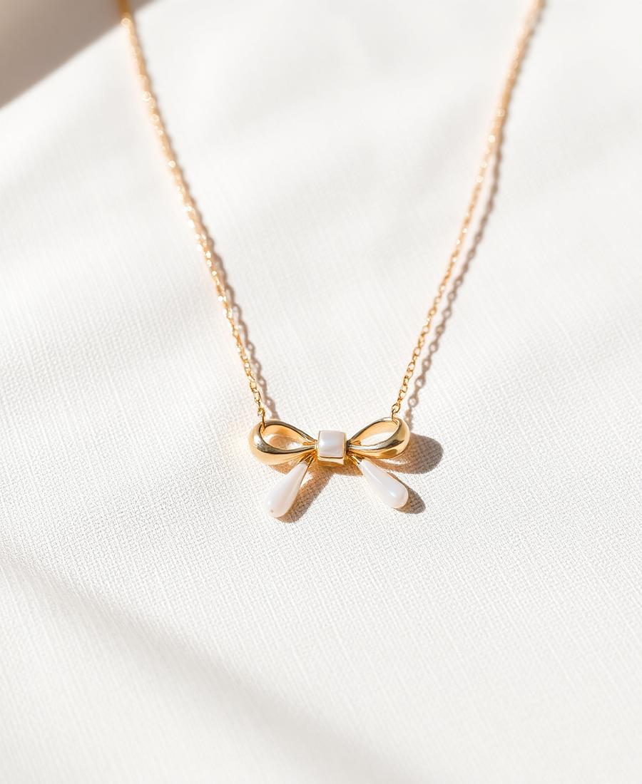 Freshwater Pearl Bow Necklace