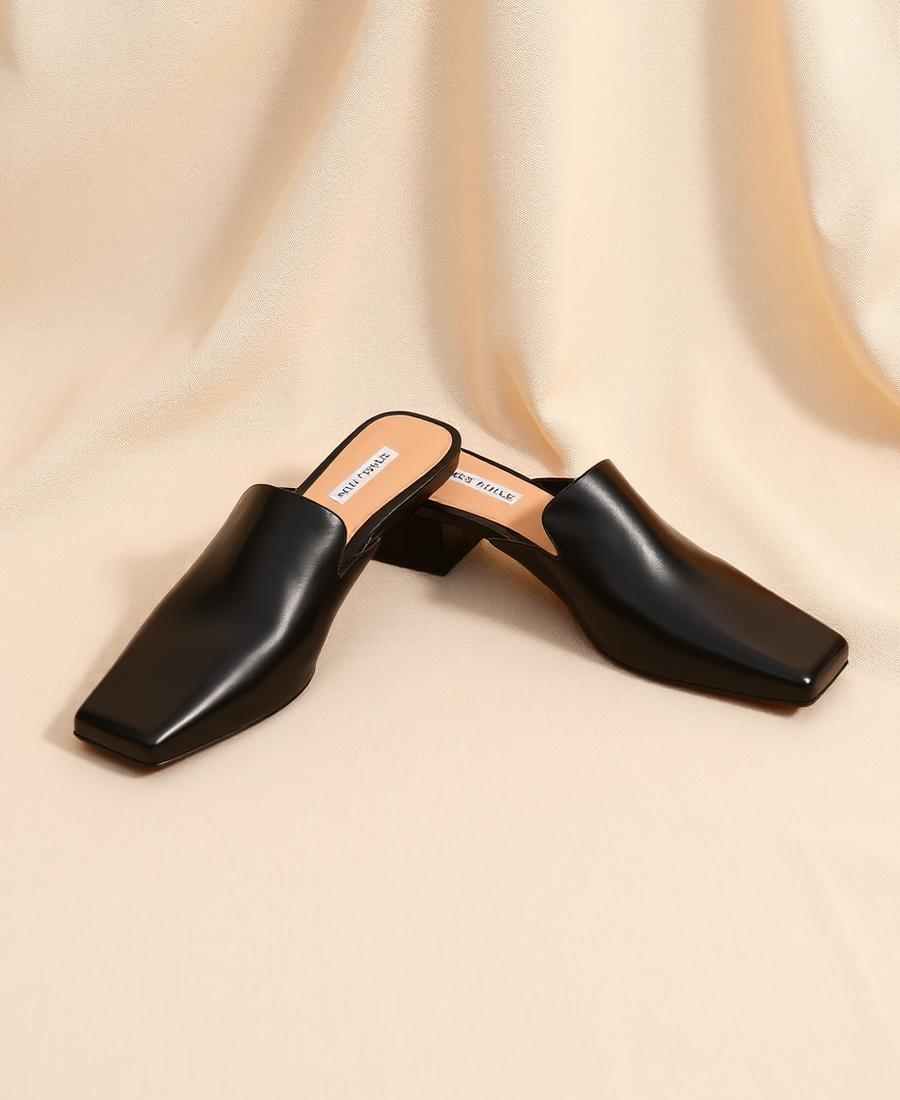 Black Square-Toe Kitten Mules